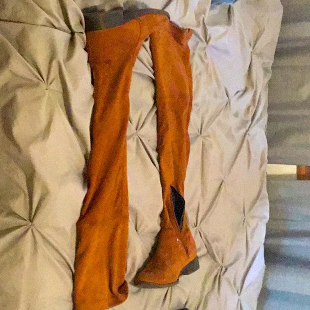 Amber boots